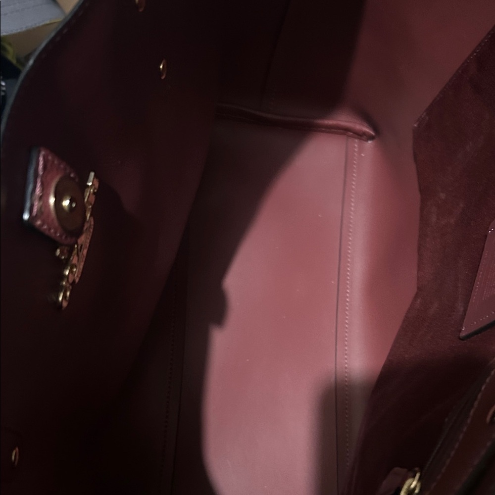 Coach Shimmering Burgundy Tote NWOT - Picture 5 of 6